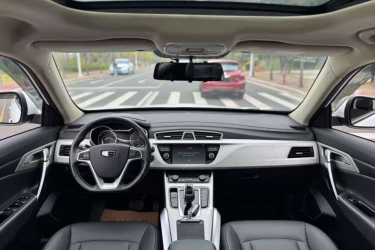 Used Geely Auto Emgrand X7 Sport 2020 1.8TD DCT Two-Wheel Drive Zhiya Model
