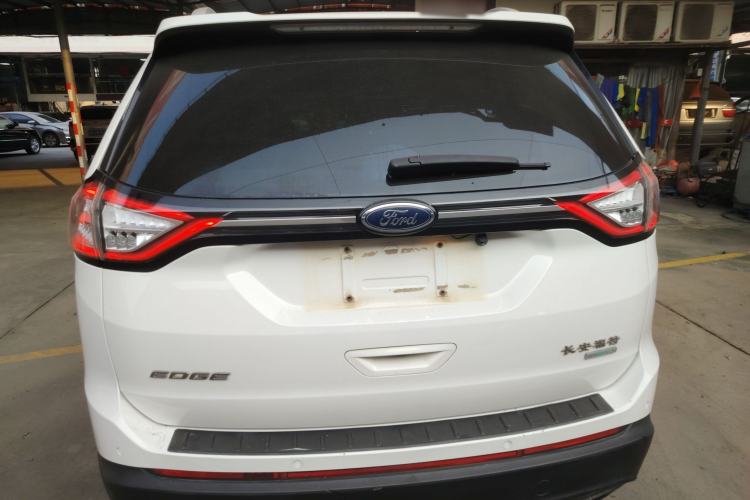 Used Ford Edge 2015 2.0T GTDi Two-Wheel-Drive Elite Edition
