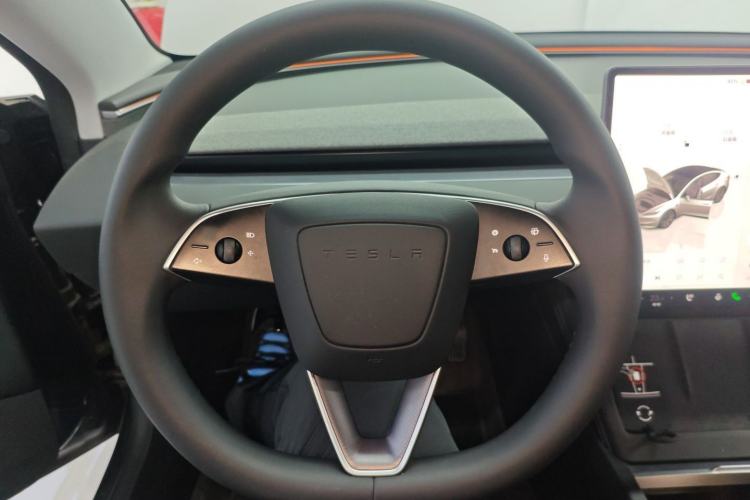 Used Tesla Model 3 2025 Rear-Wheel-Drive Version
