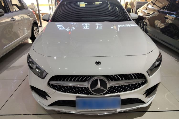 Used Mercedes-Benz A-Class 2022 Revised Version A 200 L Sport Sedan Fashionable Style
