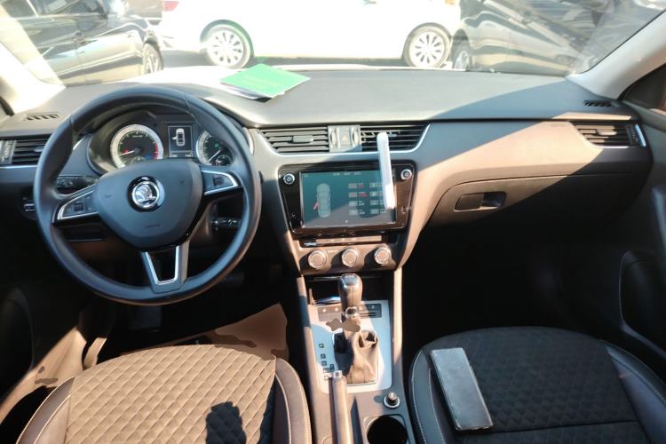 Used Skoda Octavia 2018 TSI230 DSG Luxury Edition