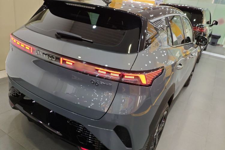 Used Lynk & Co 06 EM-P 2023 EM-P 126 Long-Range Halo
