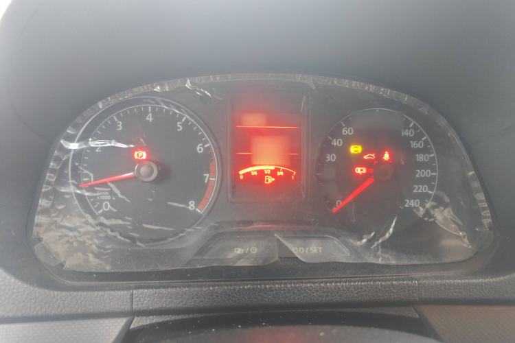 Used Volkswagen Jetta 2015 Value Edition 1.6L Manual Fashionable Style
