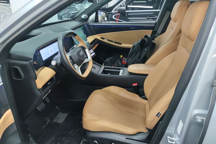 Used  L7 2023 1.5T 115 km Starship
