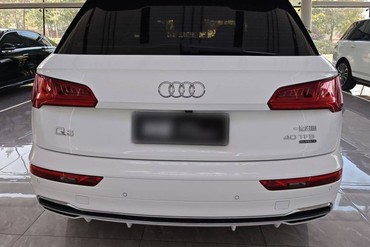 Used Audi Q5L 2020 Updated 40 TFSI Prestige Fashion Edition
