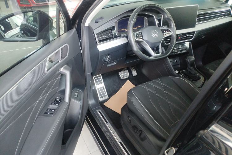 Used Volkswagen Tiguan L 2023 Restyled 330TSI Automatic Two-Wheel Drive R-Line Enhanced Comfort Version