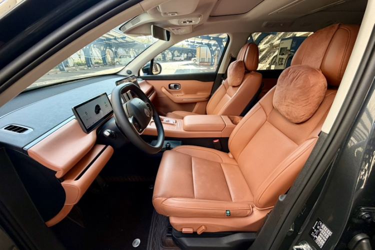 Used Leapmotor C16 2024 Range-Extended 200 LiDAR Edition
