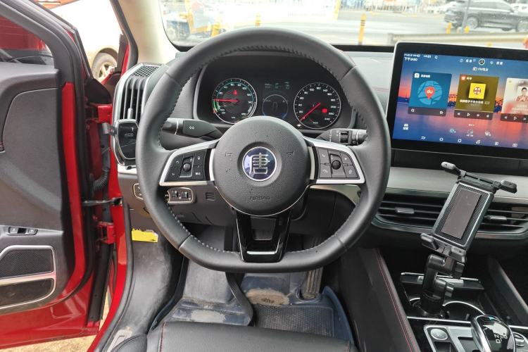 Used BYD Tang New Energy 2018 DM 2.0T All-Wheel Drive Smart Connect Advanced Model 7 Seats China V Emission Standard
