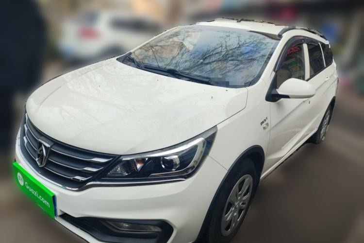 Used Baojun 310W 2017 1.5L Manual Comfort Version China VI Emission Standard