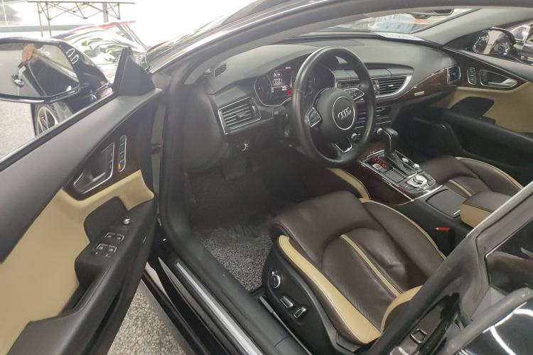 Used Audi A7 2016 50 TFSI quattro Comfort Model
