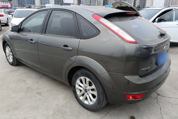 Used Ford Focus 2013 Hatchback Classic 1.8L Automatic Base Model
