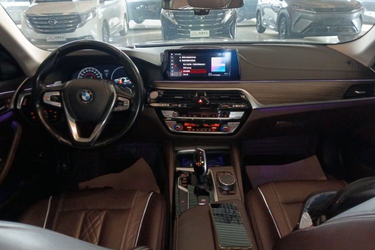 Used BMW 5 Series 2019 530Li Leading Model Luxury Package
