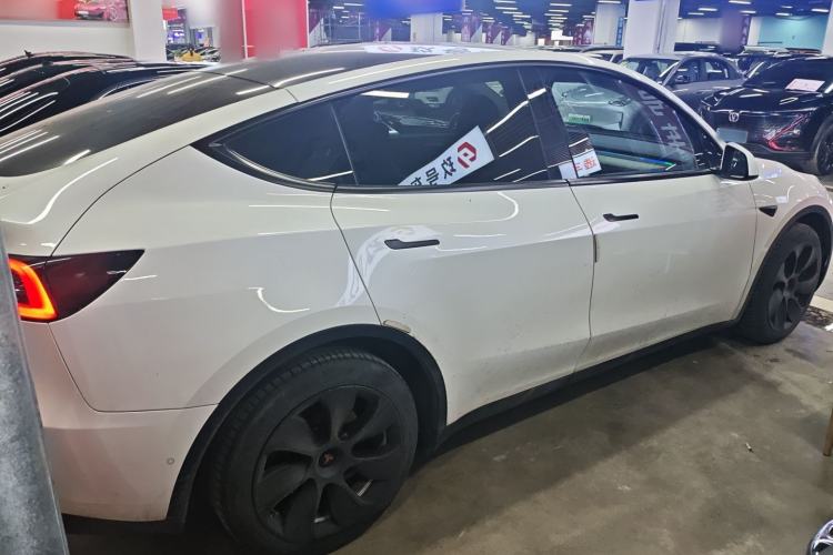 Used Tesla Model Y 2022 Rear-Wheel-Drive Version
