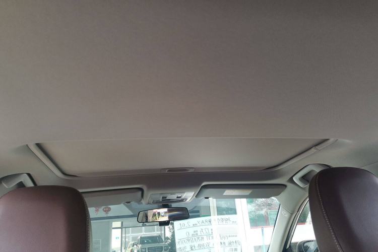 Used Toyota RAV4 2016 2.0L CVT Two-Wheel Drive Fashion Edition China V Standard
