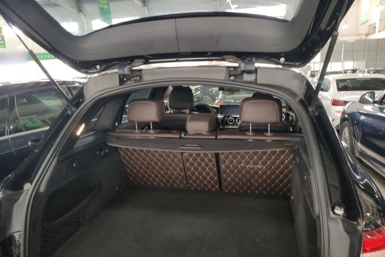 Used Mercedes-Benz GLC 2016 GLC 260 4MATIC Luxury Model