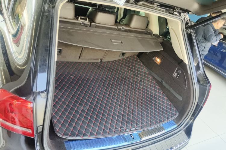 Used Volkswagen Touareg 2011 3.0 TSI Standard Version