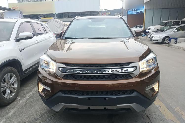 Used Changan CS75 2017 Shangkui Edition 1.5T Manual Fengxiang Model
