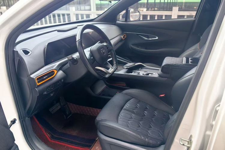 Used Changan UNI-T 2022 1.5T Sport Edition Premium Version
