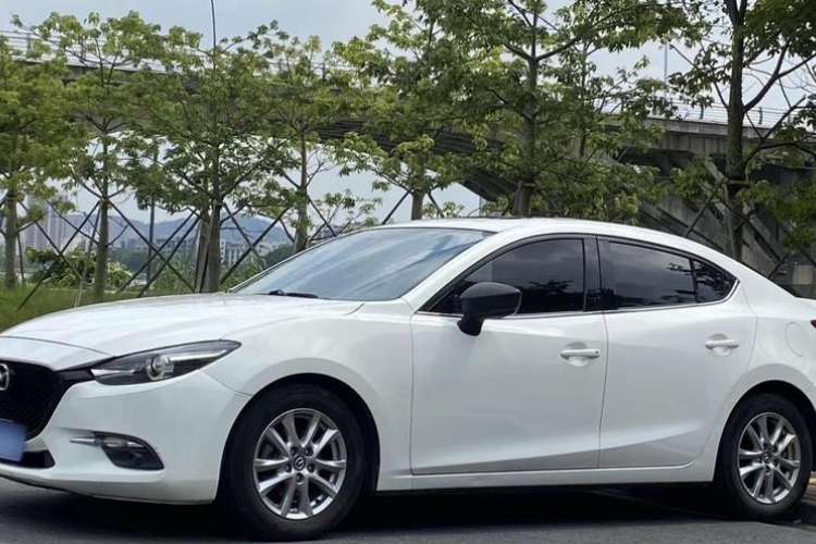 Used Mazda Mazda 3 Axela 2017 Sedan 1.5L Automatic Luxury Model Emission Standard China V
