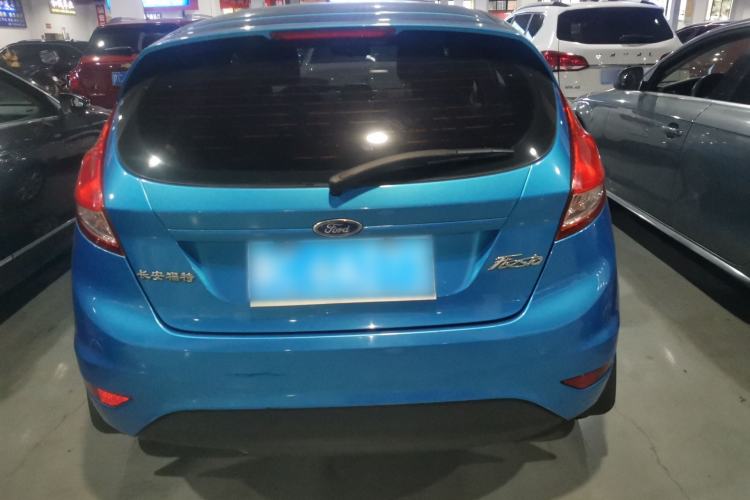 Used Ford Fiesta 2013 Hatchback 1.5L Automatic Fashion Edition
