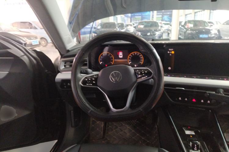 Used Volkswagen Lamando 2022 Lavida L 280TSI DSG Cool & Spicy Edition
