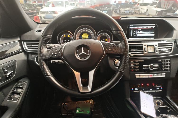 Used Mercedes-Benz E-Class 2015 E 260 L Sport Luxury Model
