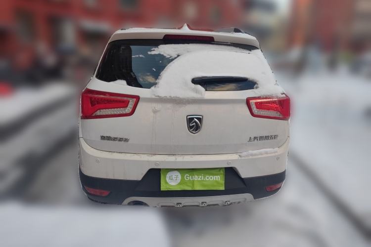 Used Baojun 560 2016 1.8L Manual Luxury Edition