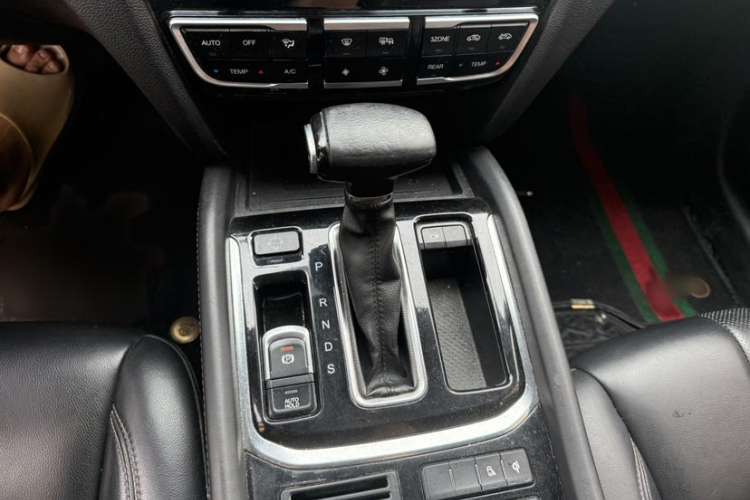 Used GAC Trumpchi GS8 2017 320T Two-Wheel Drive Luxury Smart Connectivity Version (7 Seats)
