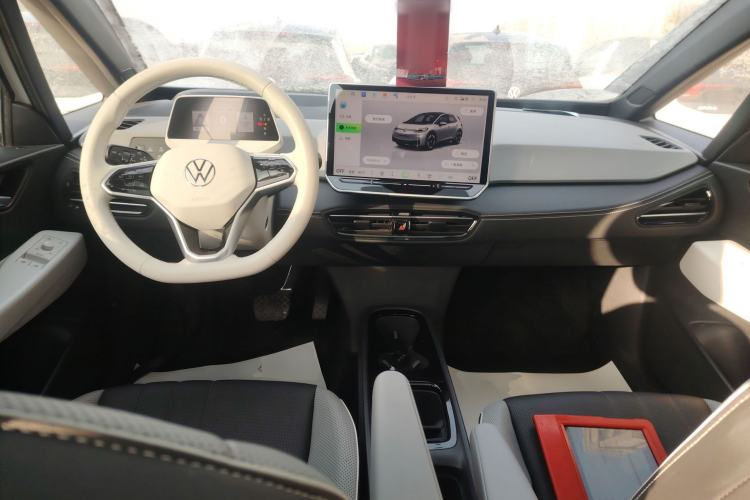 Used Volkswagen ID.3 2025 Smart Edition Outstanding Model
