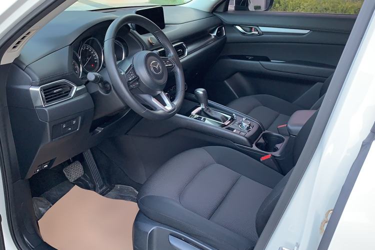 Used Mazda CX-5 2017 2.0L Automatic 2WD ZhiShang Trim China V Standard
