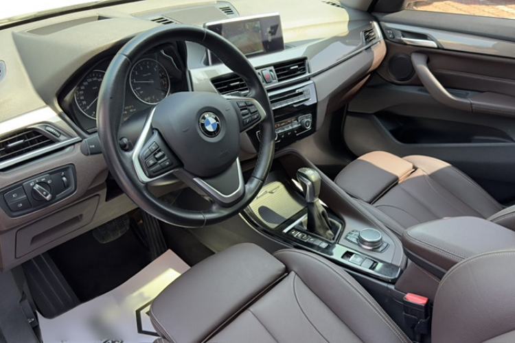 Used BMW X1 2018 xDrive20Li Luxury Model
