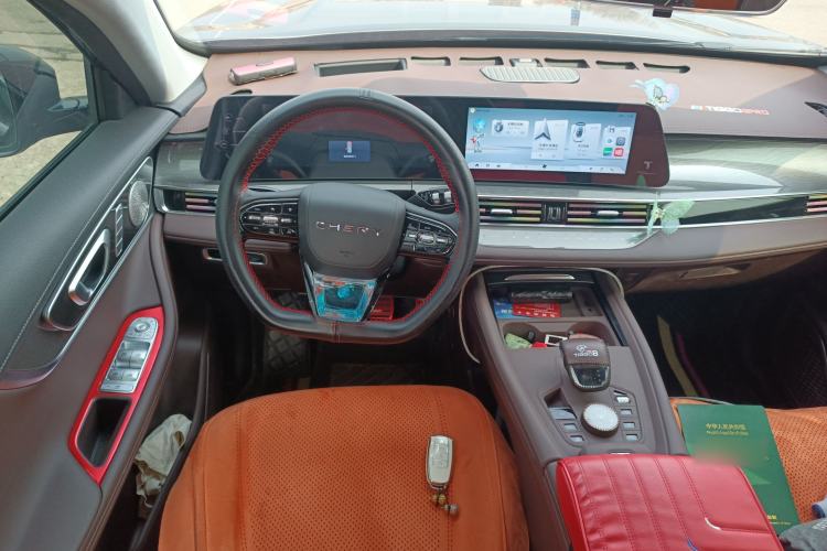 Used Chery Tiggo 8 PRO 2024 Champion Edition 390T Two-Wheel Drive Peak Version 5 Seats

