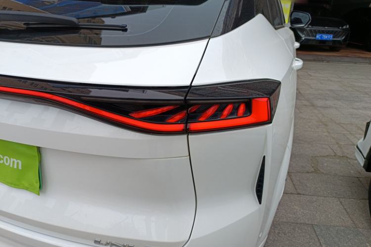 Used Changan UNI-Z New Energy 2024 Blue Whale Smart Electric iDD 125km Excellence Model
