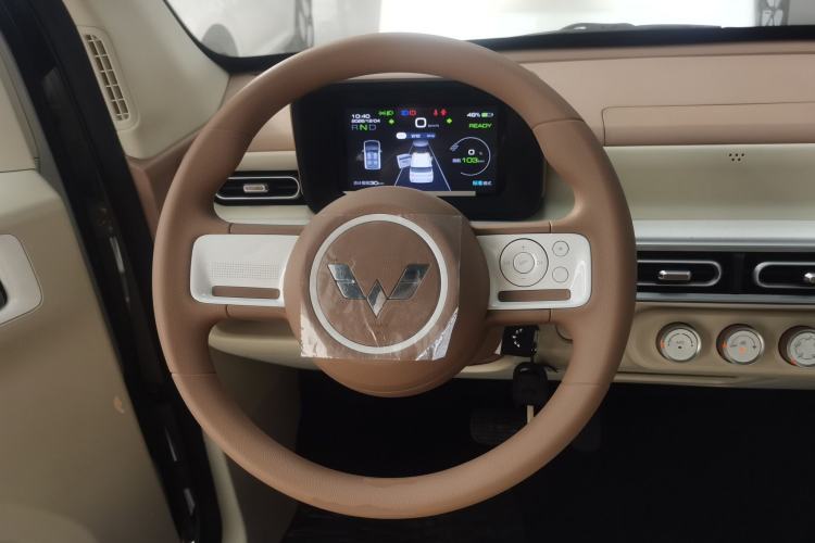 Used Wuling Hongguang MINIEV 2024 3rd Generation 215km Youth Edition
