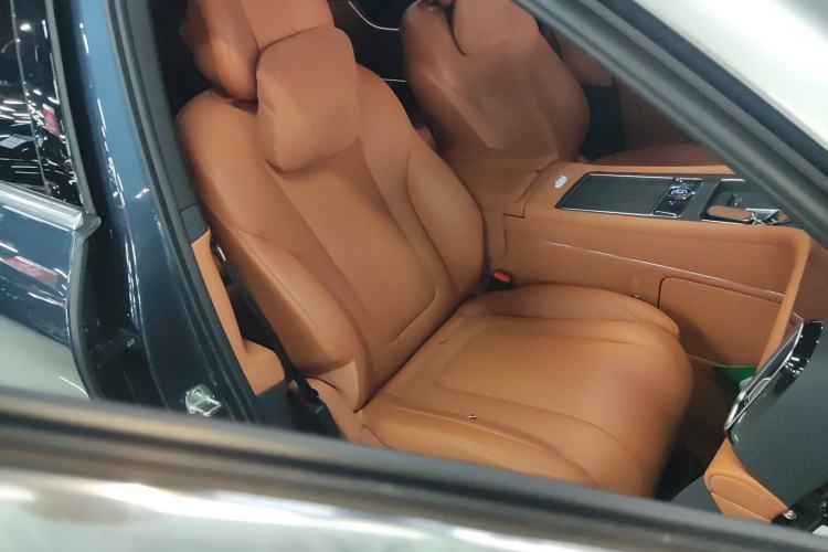 Used Hima AITO M9 2024 Range-Extended Ultra Version 42 kWh 6-Seater Model
