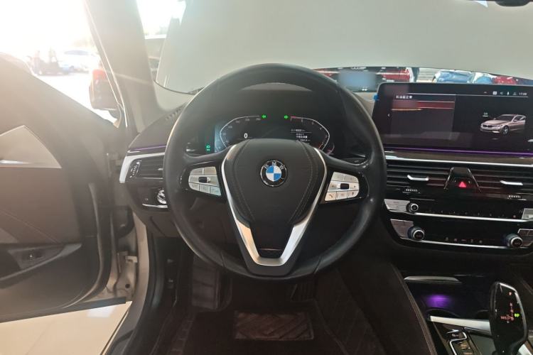 Used BMW 5 Series 2021 525Li Luxury Package
