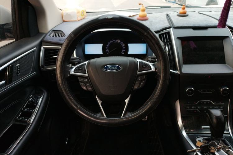 Used Ford Edge 2018 EcoBoost 245 Two-Wheel-Drive Titanium 7-Seater China V Standard
