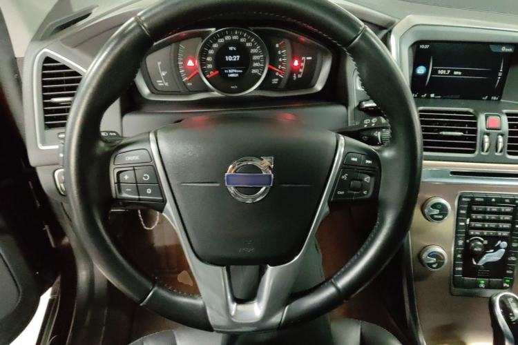 Used Volvo XC60 2016 T5 Smart Upgrade Model