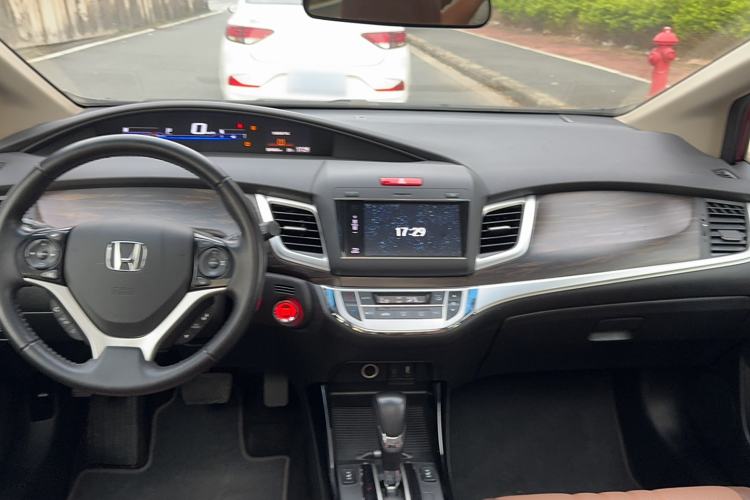 Used Honda Jade 2017 210TURBO CVT Luxury Edition 6 Seats
