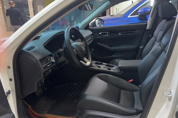 Used Honda Civic 2022 240TURBO CVT Dynamic Control Version
