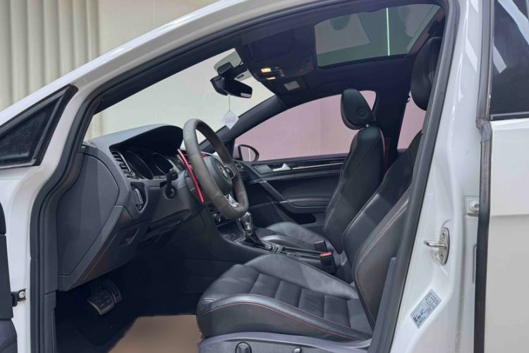 Used Volkswagen Golf GTI 2016 2.0 TSI GTI
