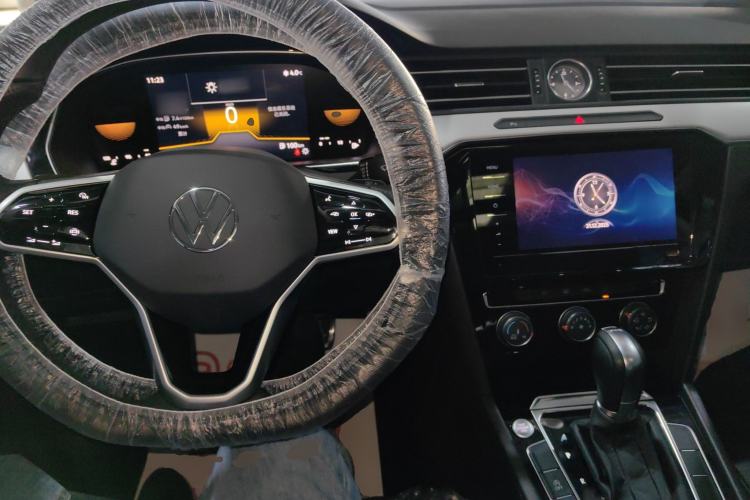 Used Volkswagen Magotan 2025 Zhongxiang Version 280TSI DSG Comfort Edition
