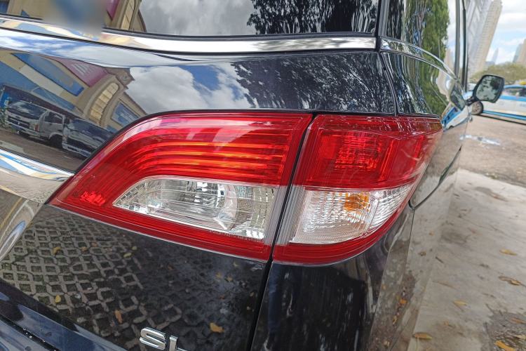 Used Nissan Quest 2015 3.5L SL