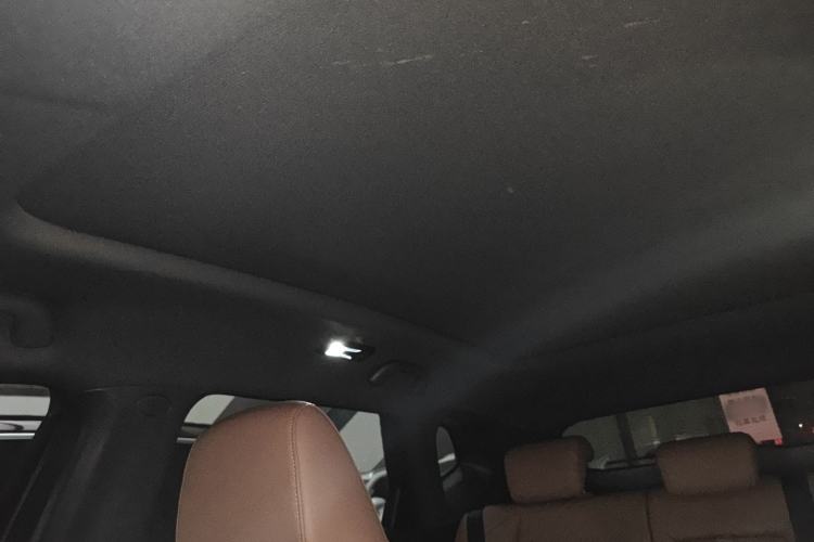 Used Changan UNI-Z New Energy 2024 Blue Whale Smart Electric iDD 125km Beyond Edition
