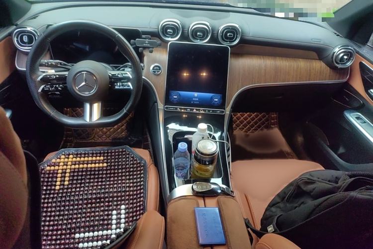 Used Mercedes-Benz GLC 2023 GLC 300 L 4MATIC Dynamic Edition 5-seater
