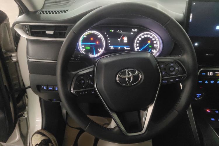 Used Toyota Venza 2022 Dual-Engine 2.5L CVT Two-Wheel Drive Luxury Edition
