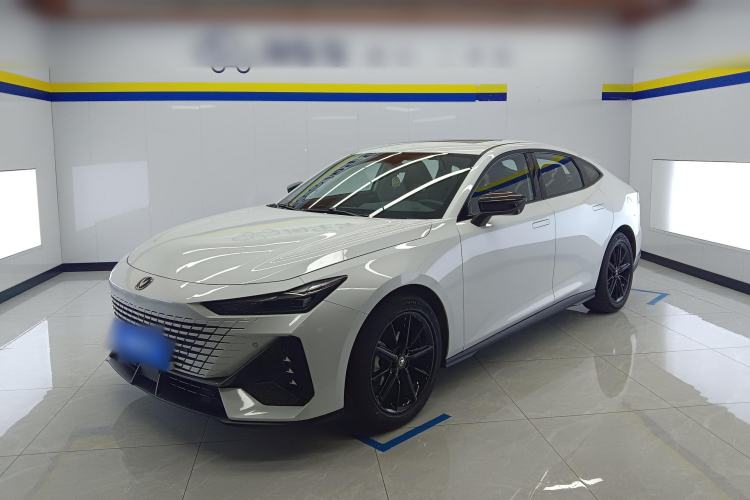 Used Changan UNI-V 2023 1.5T Premium Model
