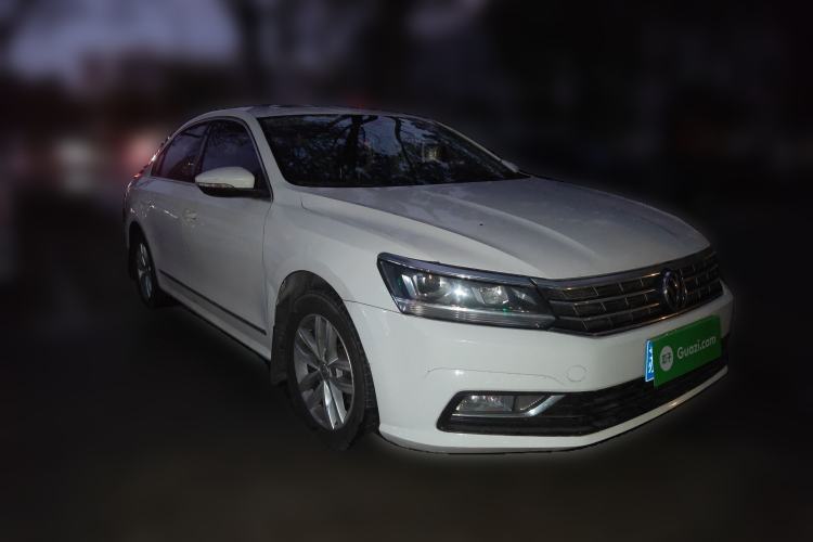 Used Volkswagen Passat 2016 330TSI DSG Luxury Edition
