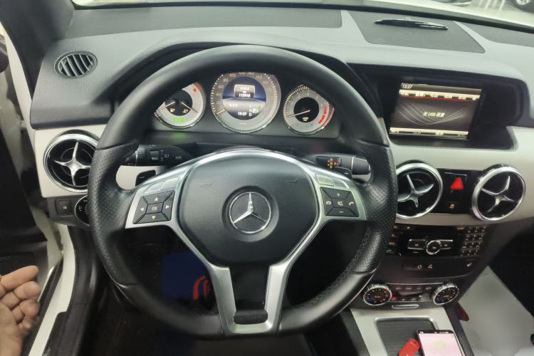 Used Mercedes-Benz GLK-Class 2015 GLK 300 4MATIC Fashion Edition Ultimate Version