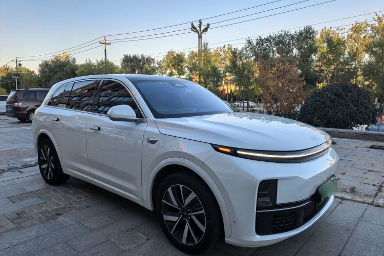 Used Li Auto L7 2023 Pro Model
